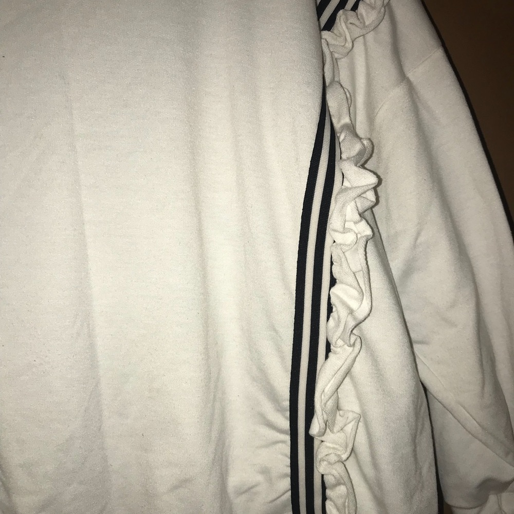 Side Ruffle Sweatshirt - Picture 3 of 4